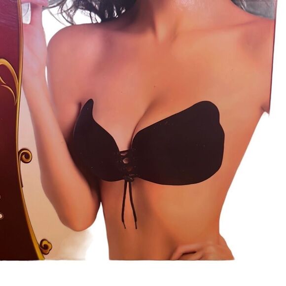 Lnabna Adhesive Invisible Strapless Bras (2) NIB C Cup Tan & Black - Picture 1 of 6